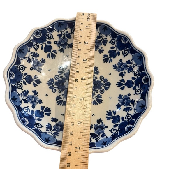 Vintage Zenith Gouda Delft Blue Scalloped Footed Pedestal Plate - Picture 6 of 8